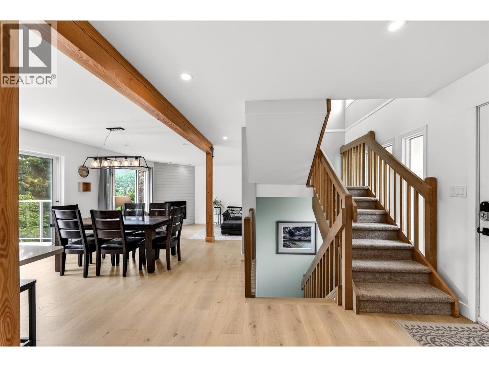 604 Innes Street W - 18