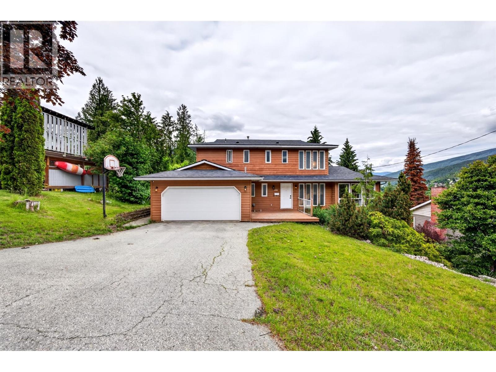 604 Innes Street W - 59