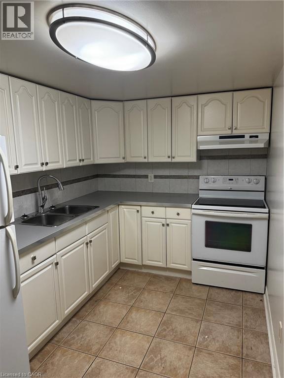 585 KING Street Unit# 5