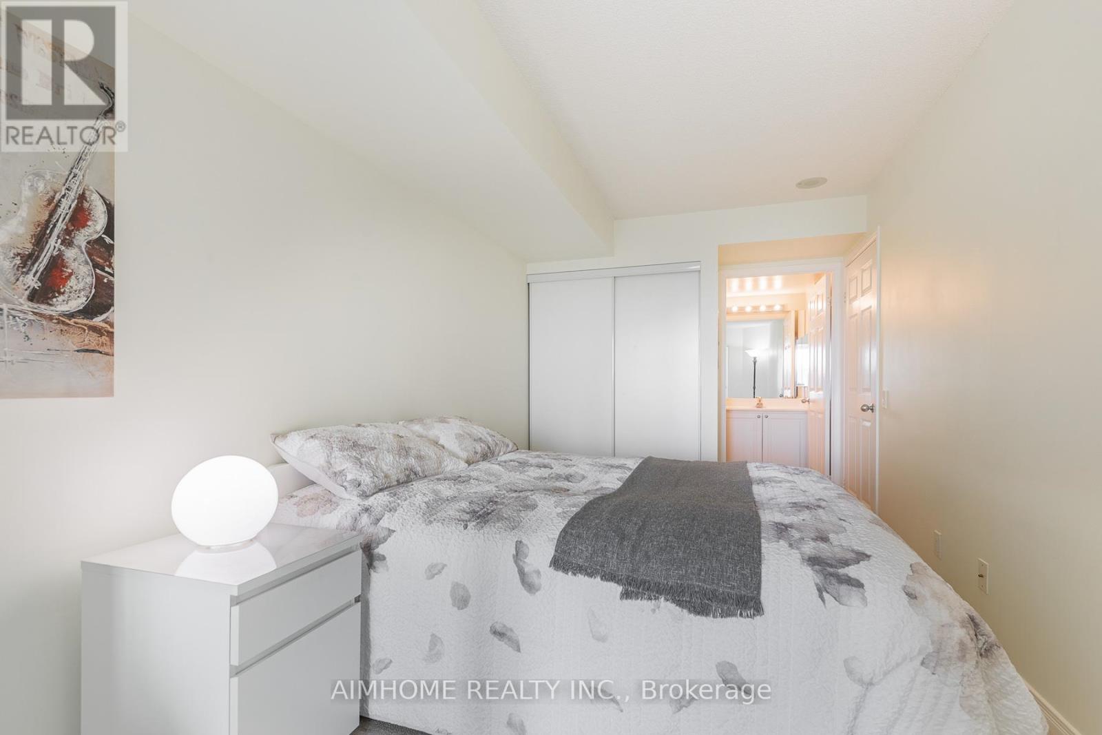 #1106 30 HARRISON GARDEN BOULEVARD - 19