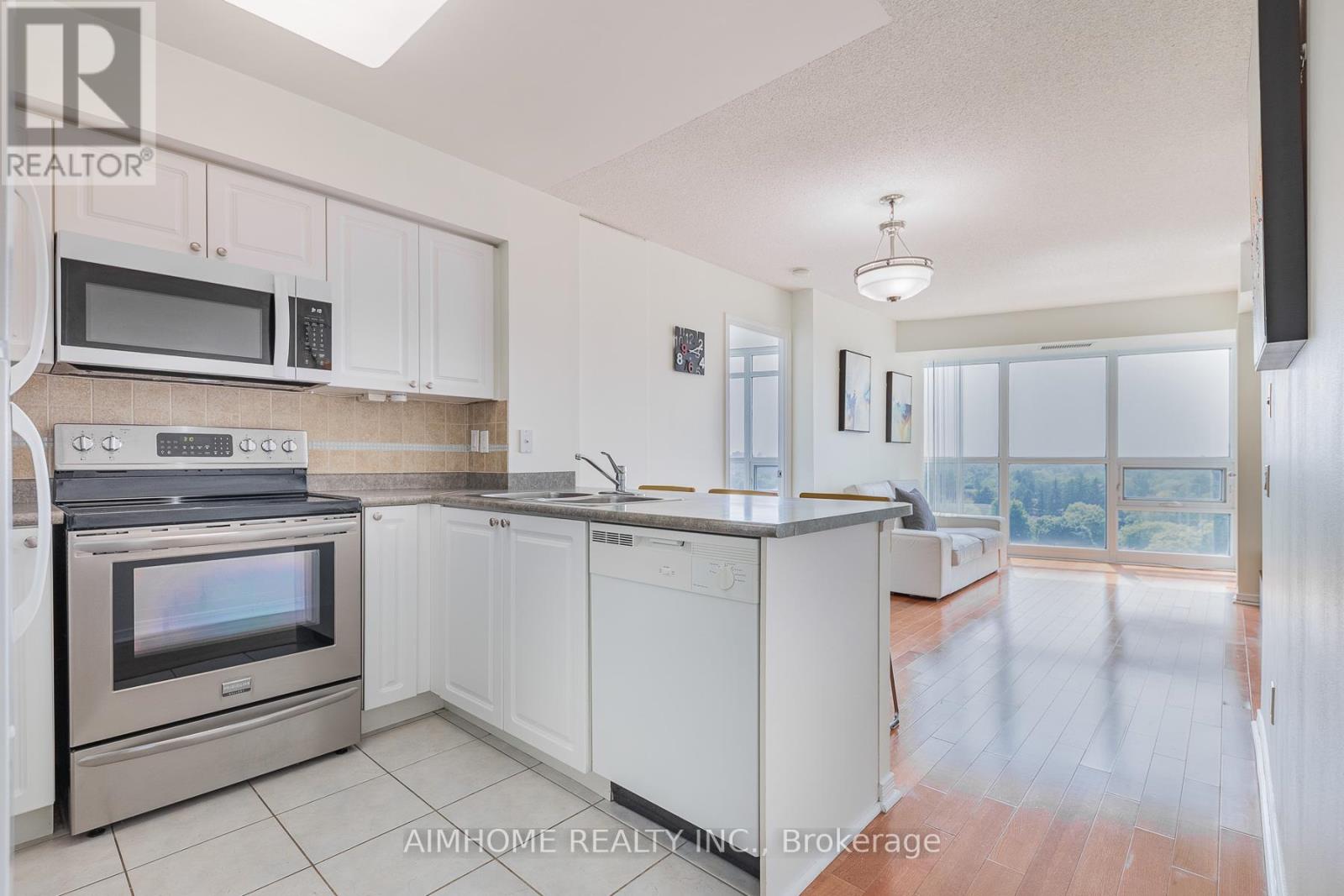 #1106 30 HARRISON GARDEN BOULEVARD - 12