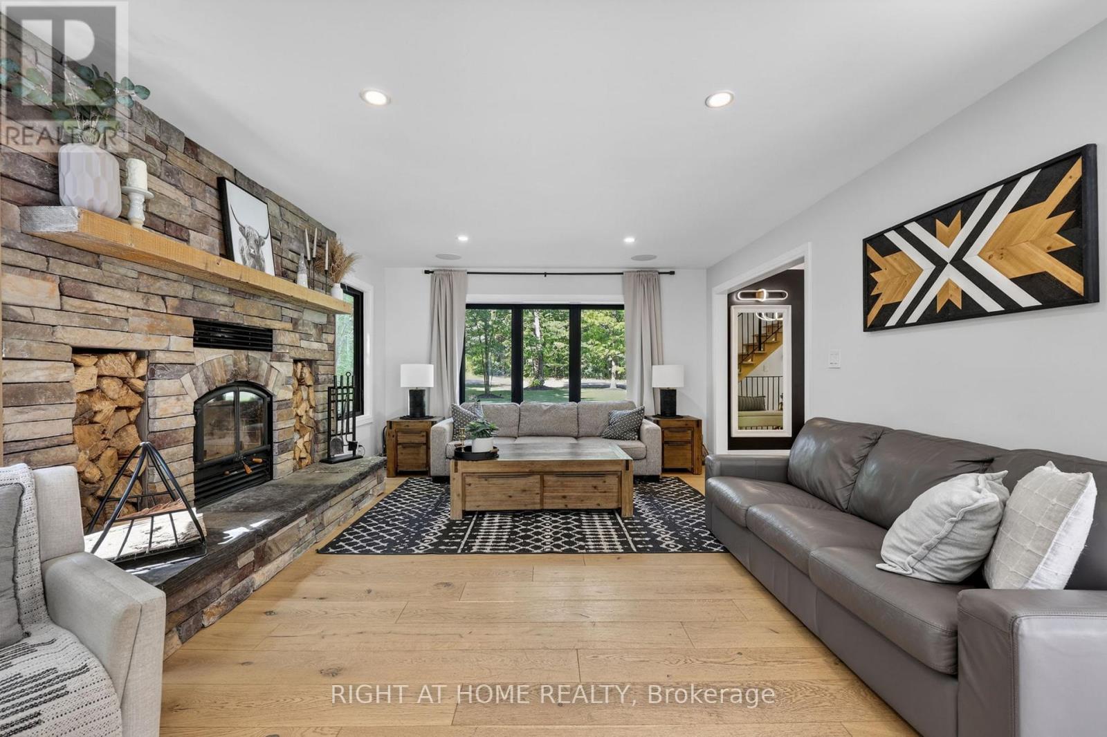 16 WOODLAND HEIGHTS DRIVE - 16