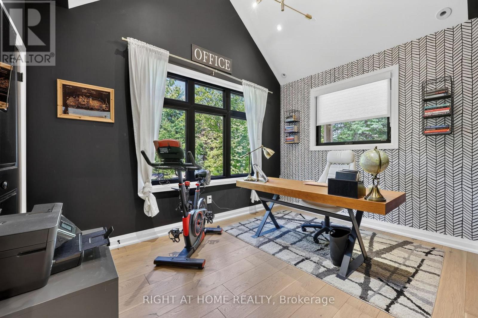 16 WOODLAND HEIGHTS DRIVE - 30