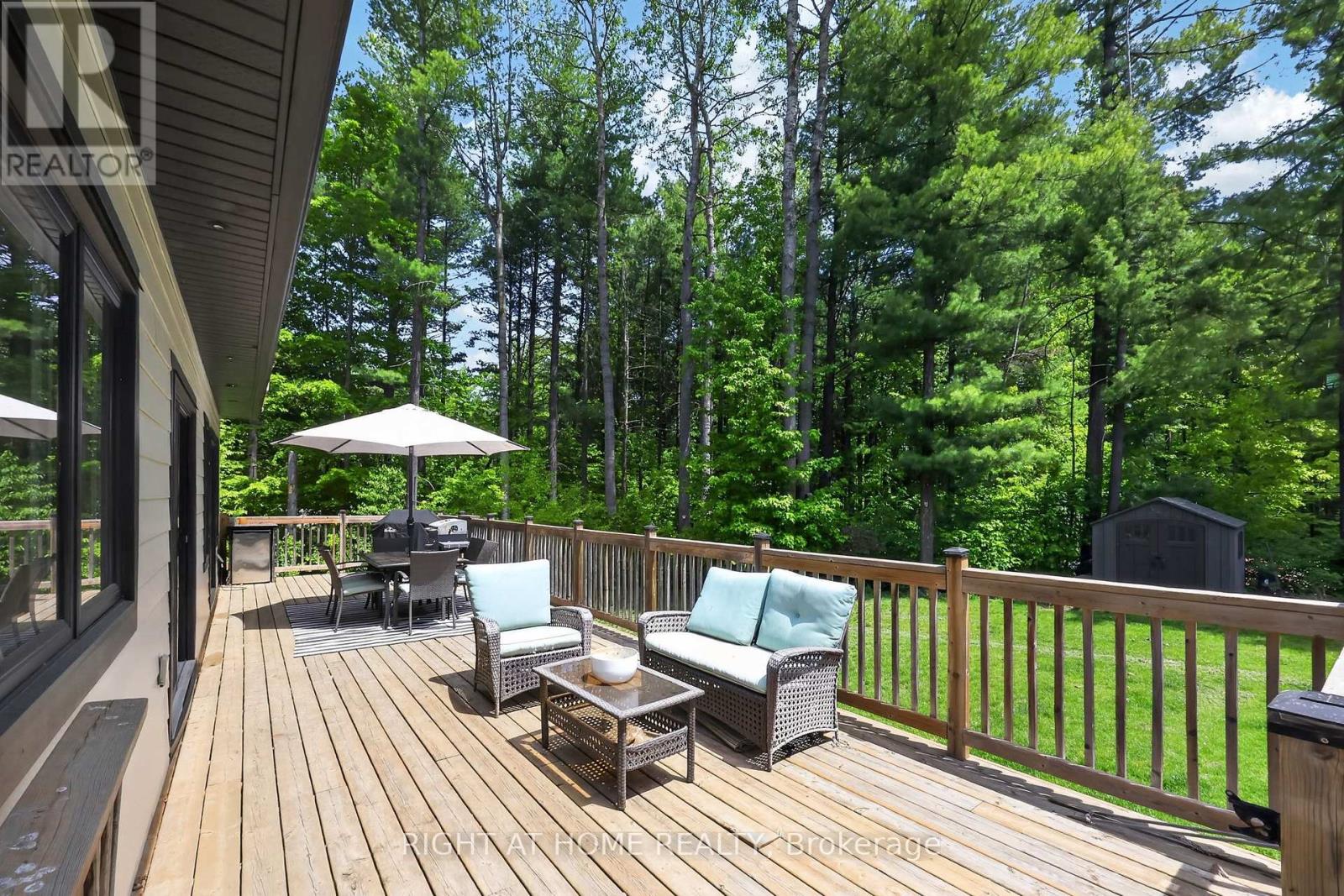 16 WOODLAND HEIGHTS DRIVE - 43