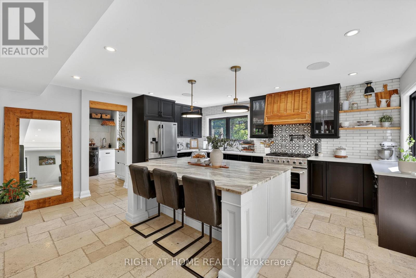 16 WOODLAND HEIGHTS DRIVE - 8