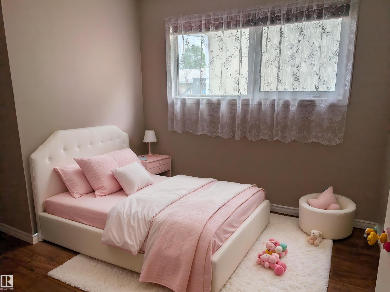 9443 75 ST NW - 11