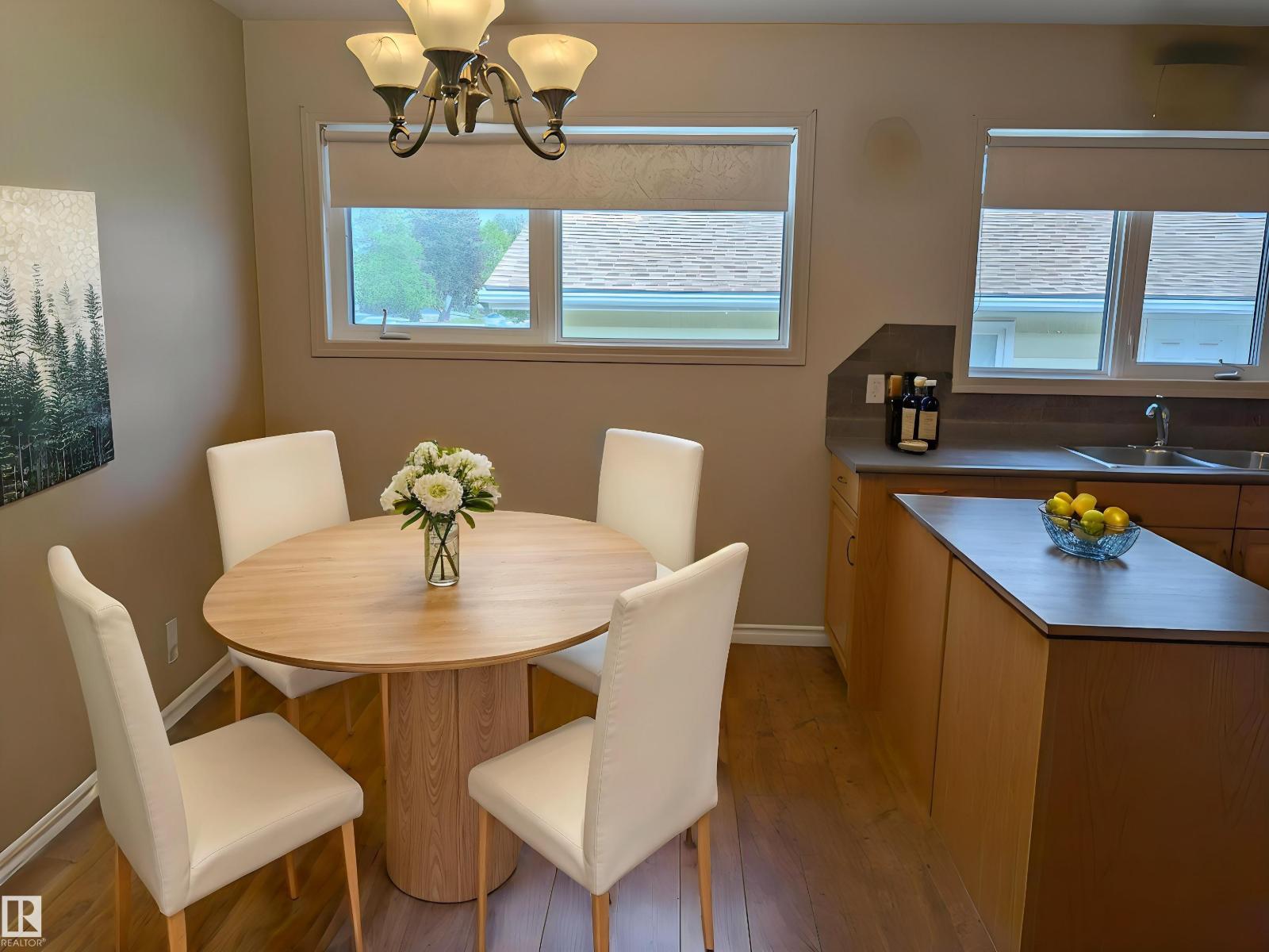 9443 75 ST NW - 6