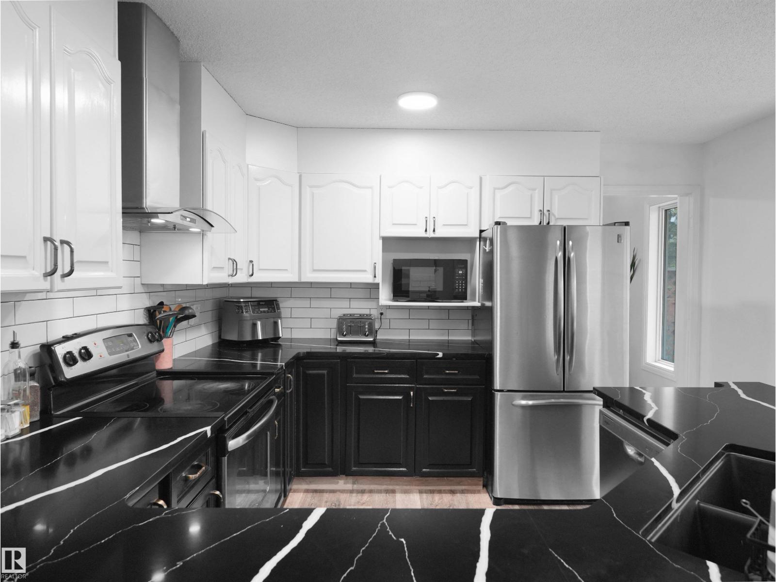 208 FERGUSON PL NW - 20