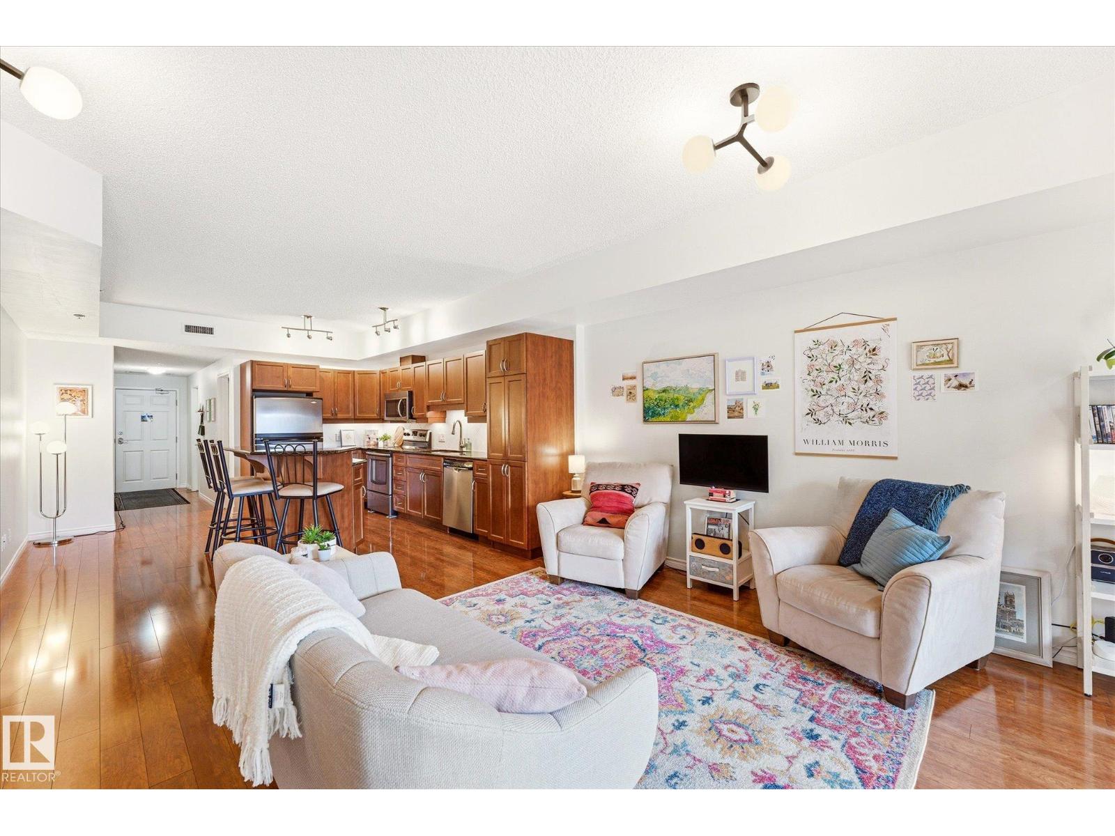 #507 10303 111 ST NW - Image 2