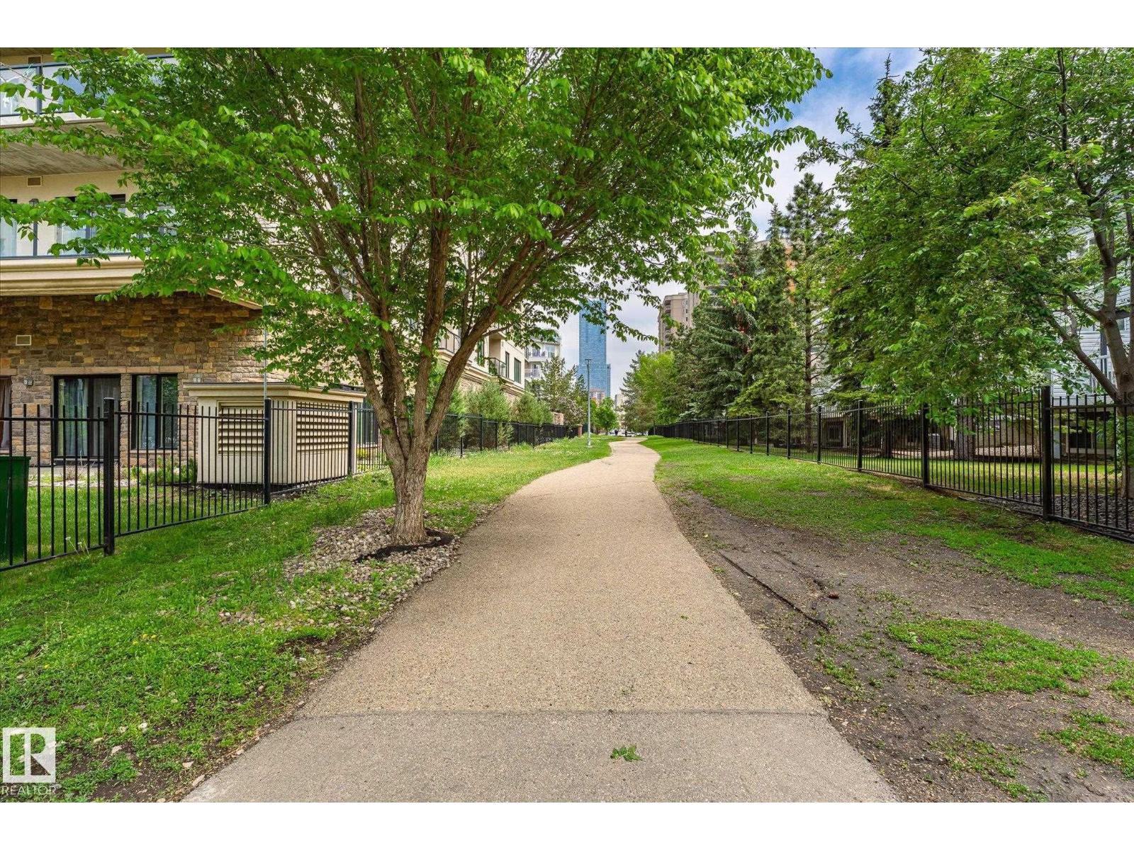 #507 10303 111 ST NW - 33