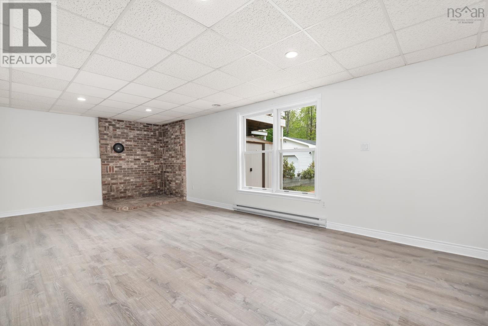 Property 35 of 48 of 50 Alicia Boulevard