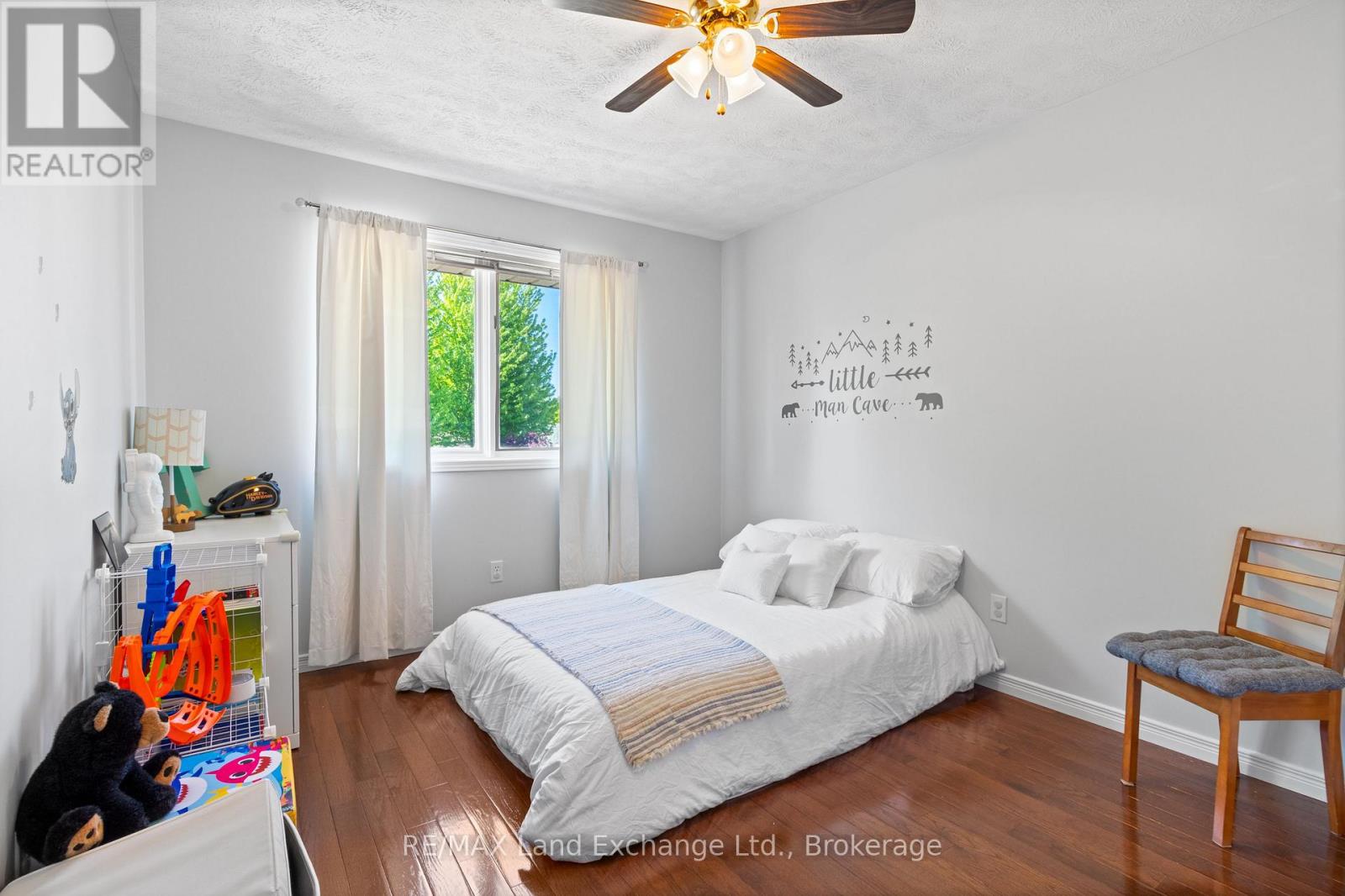 815 MARKET STREET - 20