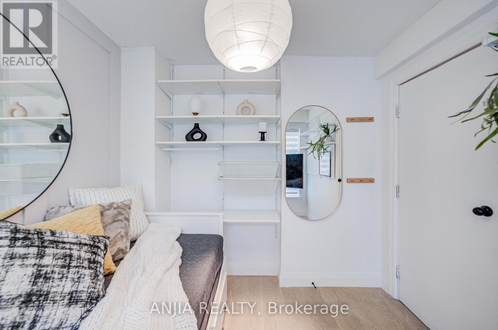 272 MCNICOLL AVENUE - 17