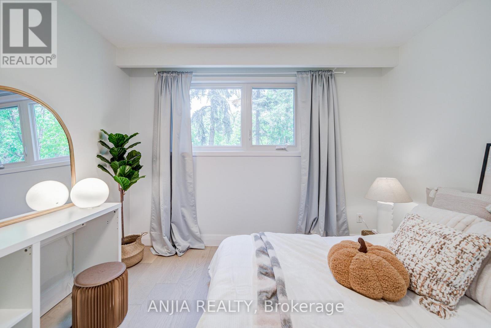 272 MCNICOLL AVENUE - 22