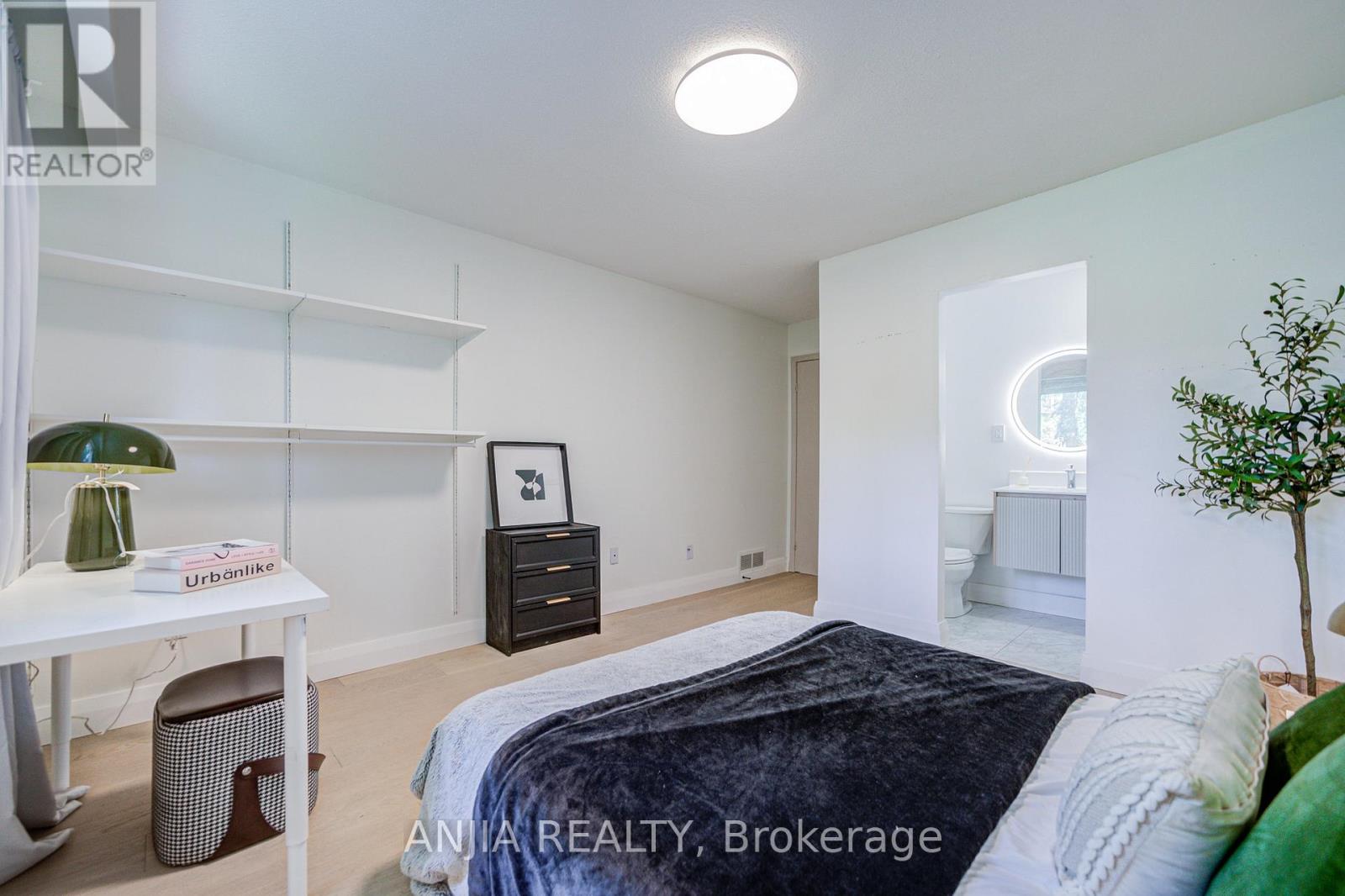 272 MCNICOLL AVENUE - 35