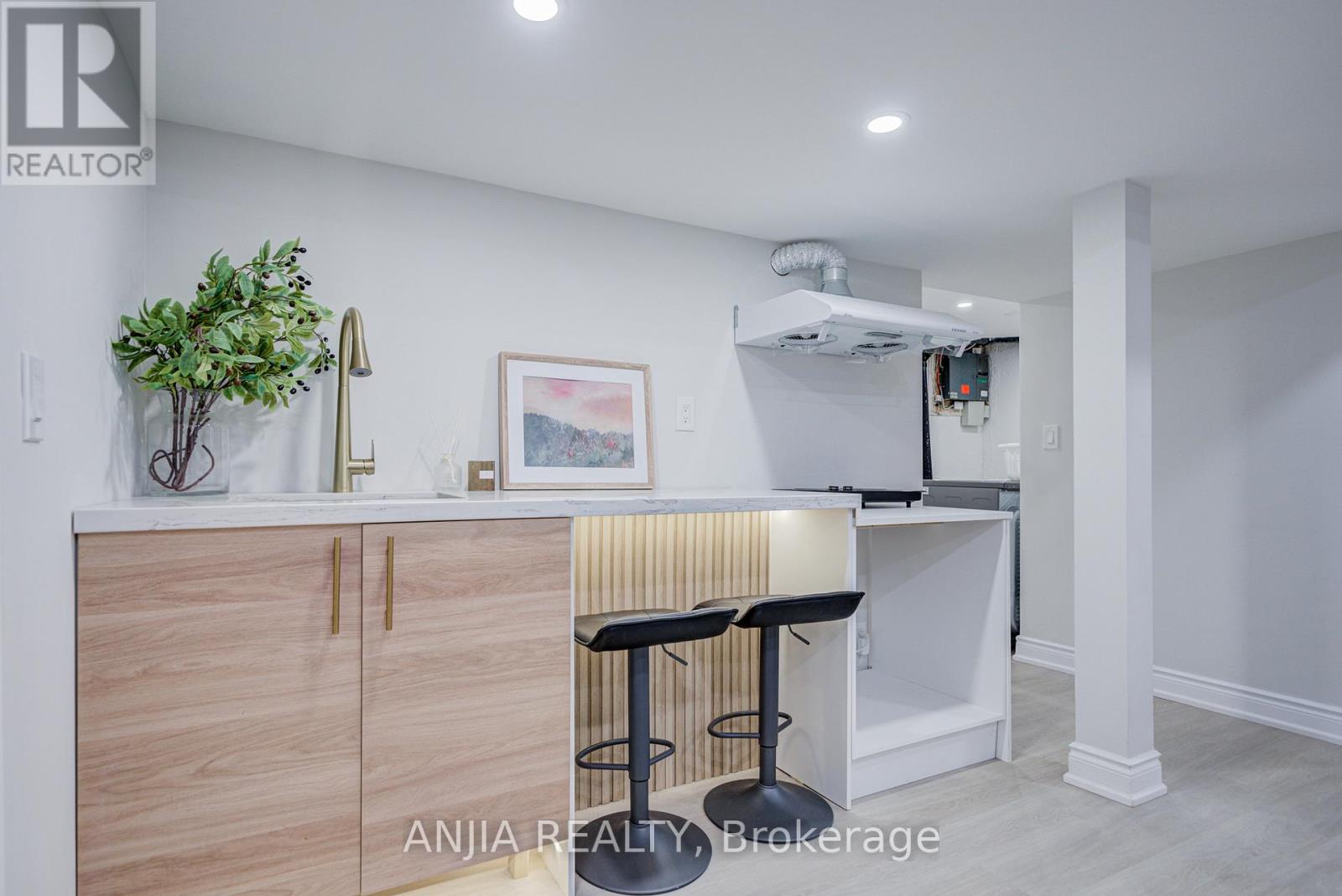 272 MCNICOLL AVENUE - 46