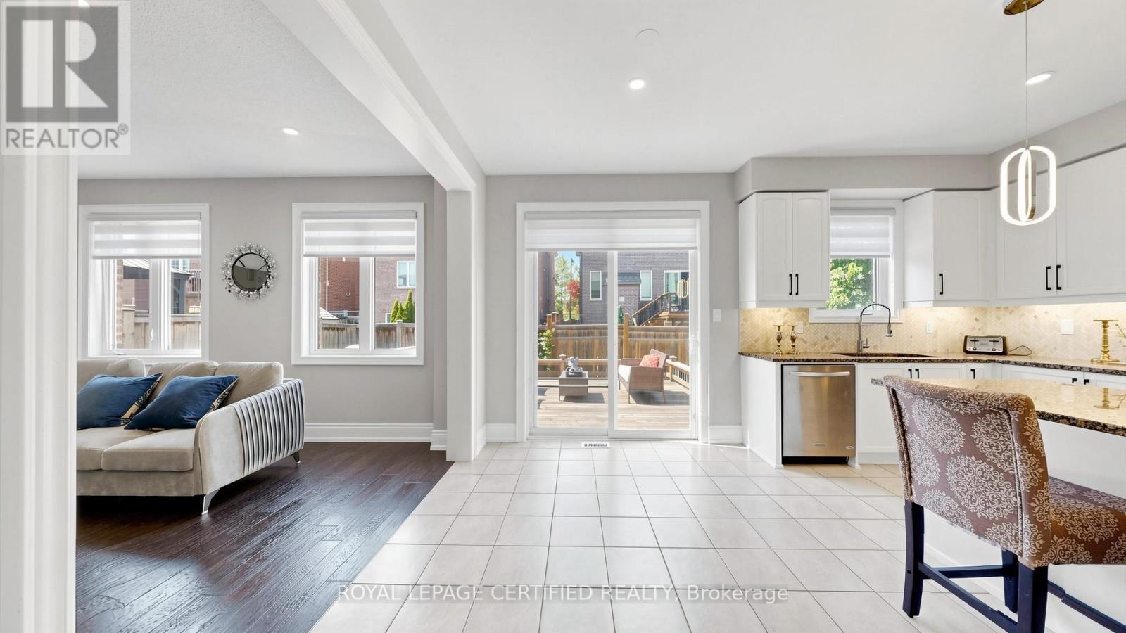4 MAWBY STREET - 14