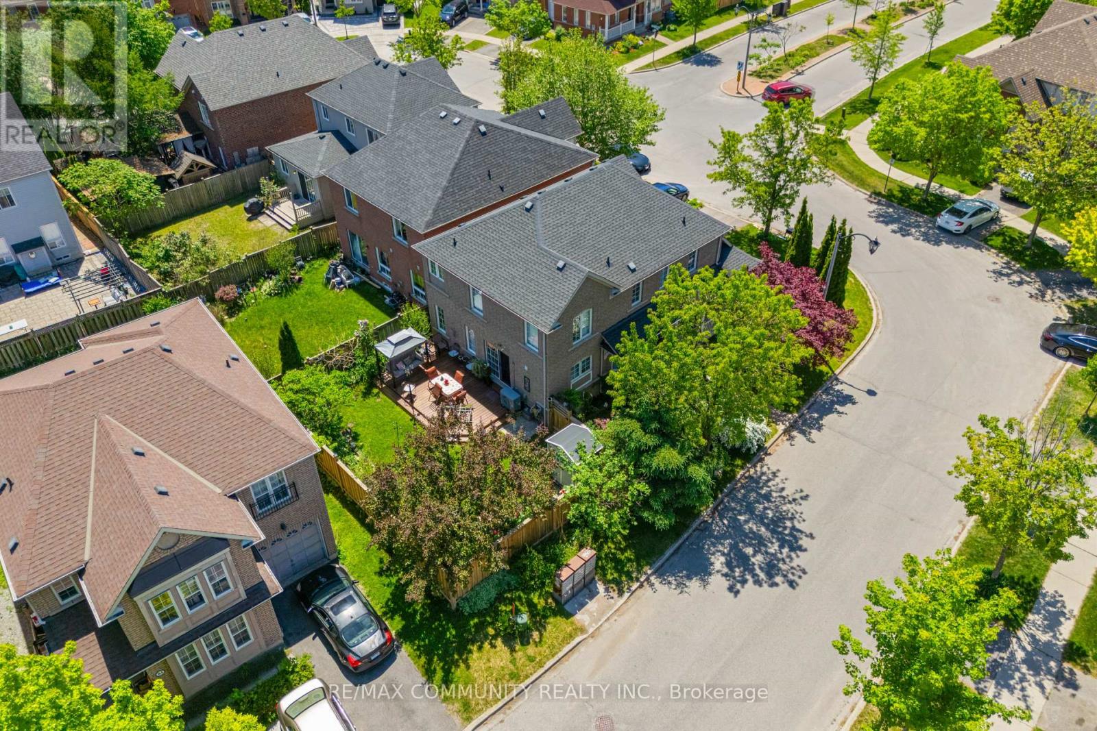 86 ARMITAGE CRESCENT - 41