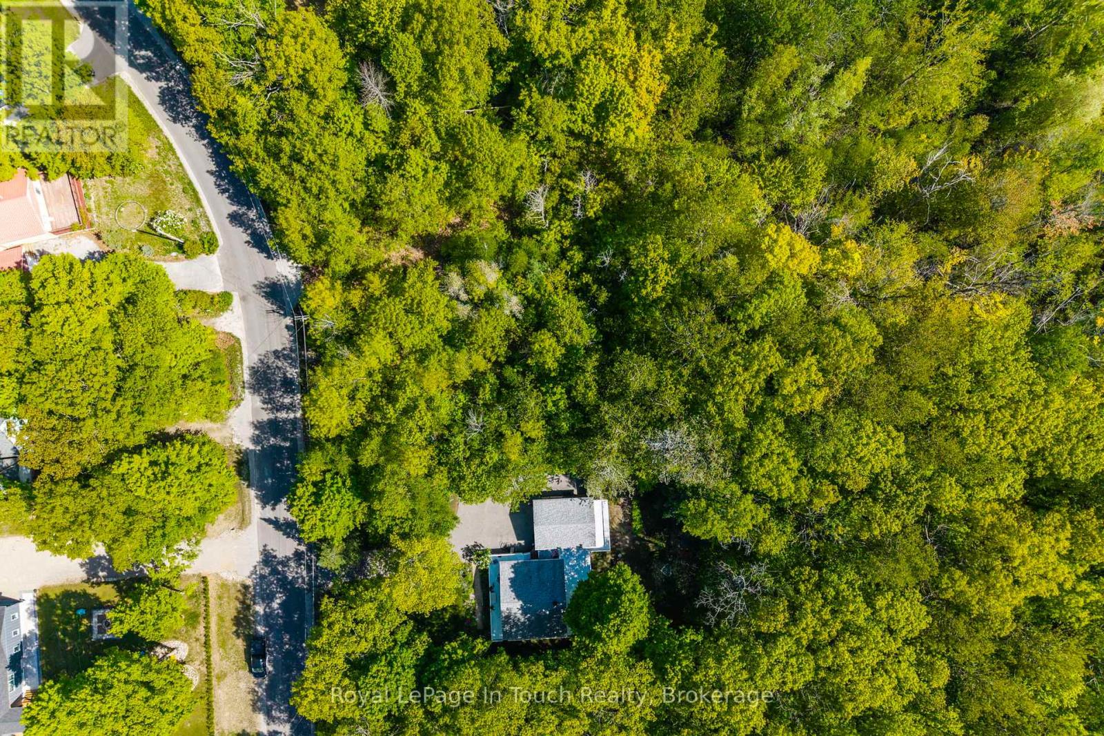 LT 60 ONEIDA CRESCENT