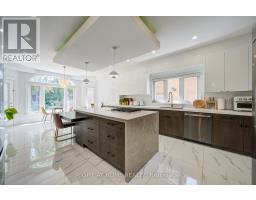 99 Naughton Drive, Richmond Hill, ON L4C8B3 Photo 18