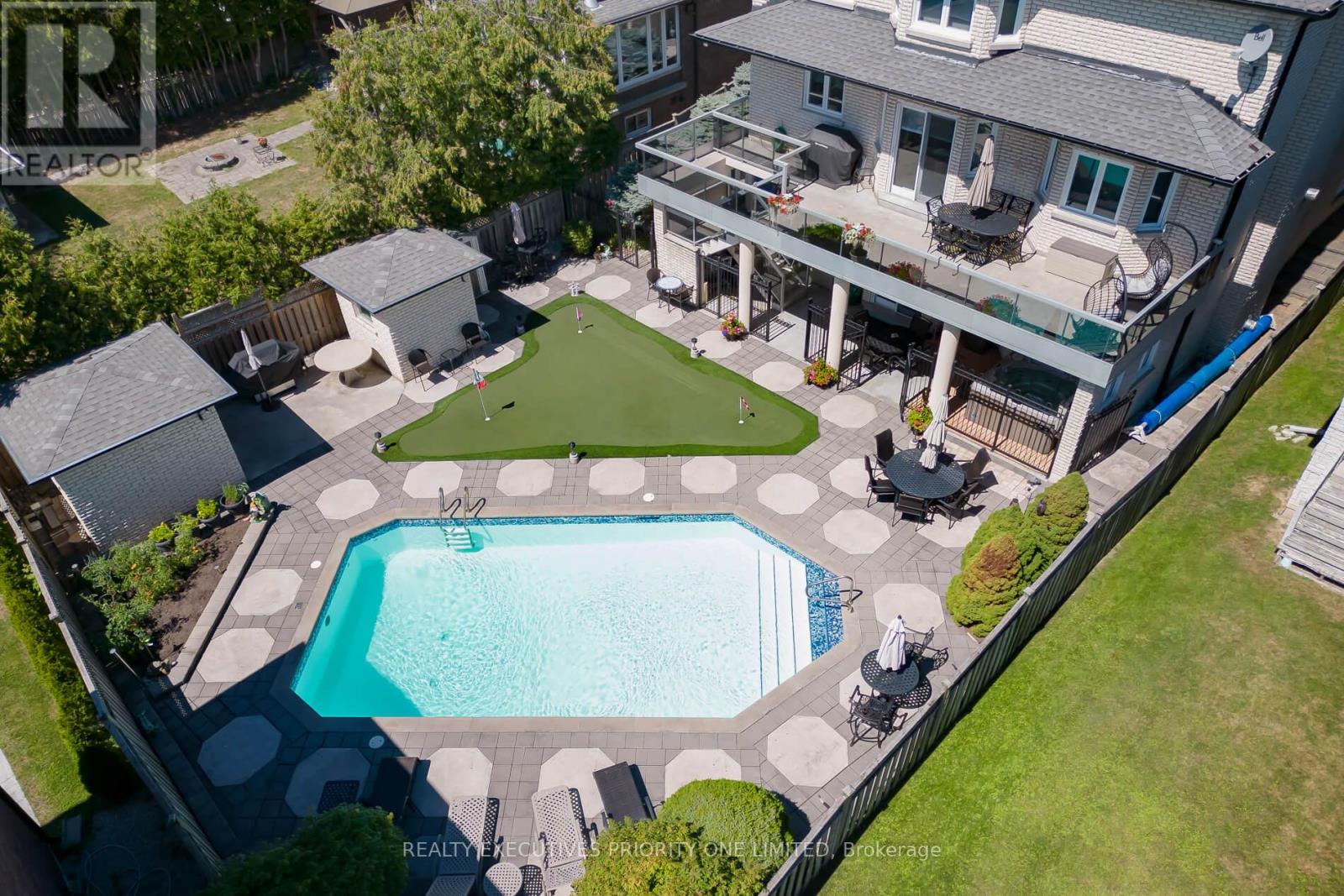 67 STOCKDALE CRESCENT - Image 2