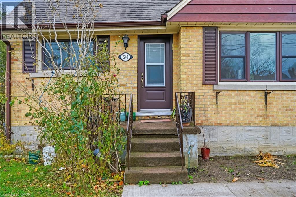549 WEBER Street E - 1