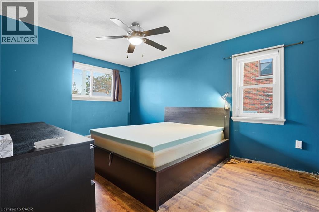 549 WEBER Street E - 12