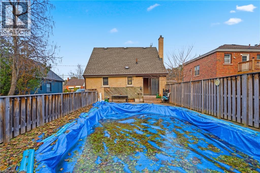 549 WEBER Street E - 24