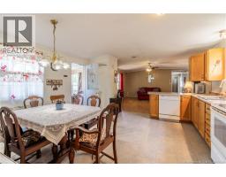 Living room - 98 Fourth Street, Sussex Corner, NB E4E5V9 Photo 8