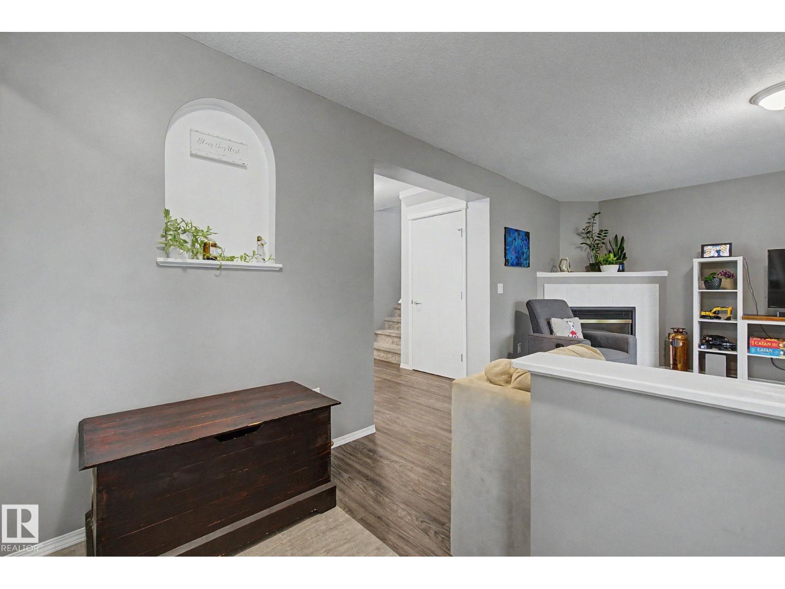 4137 TOMPKINS WY NW — photo 8