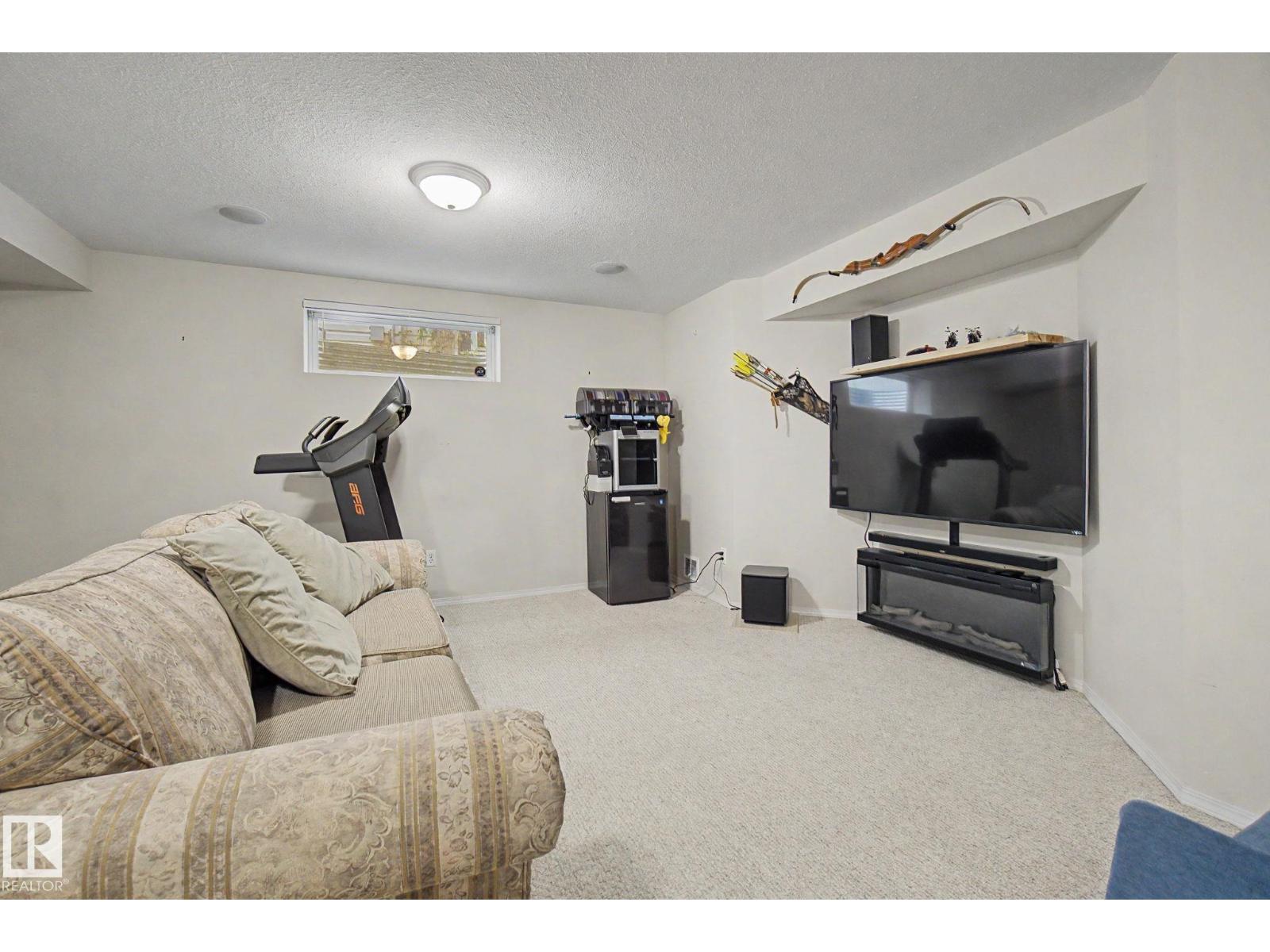 4137 TOMPKINS WY NW — photo 35