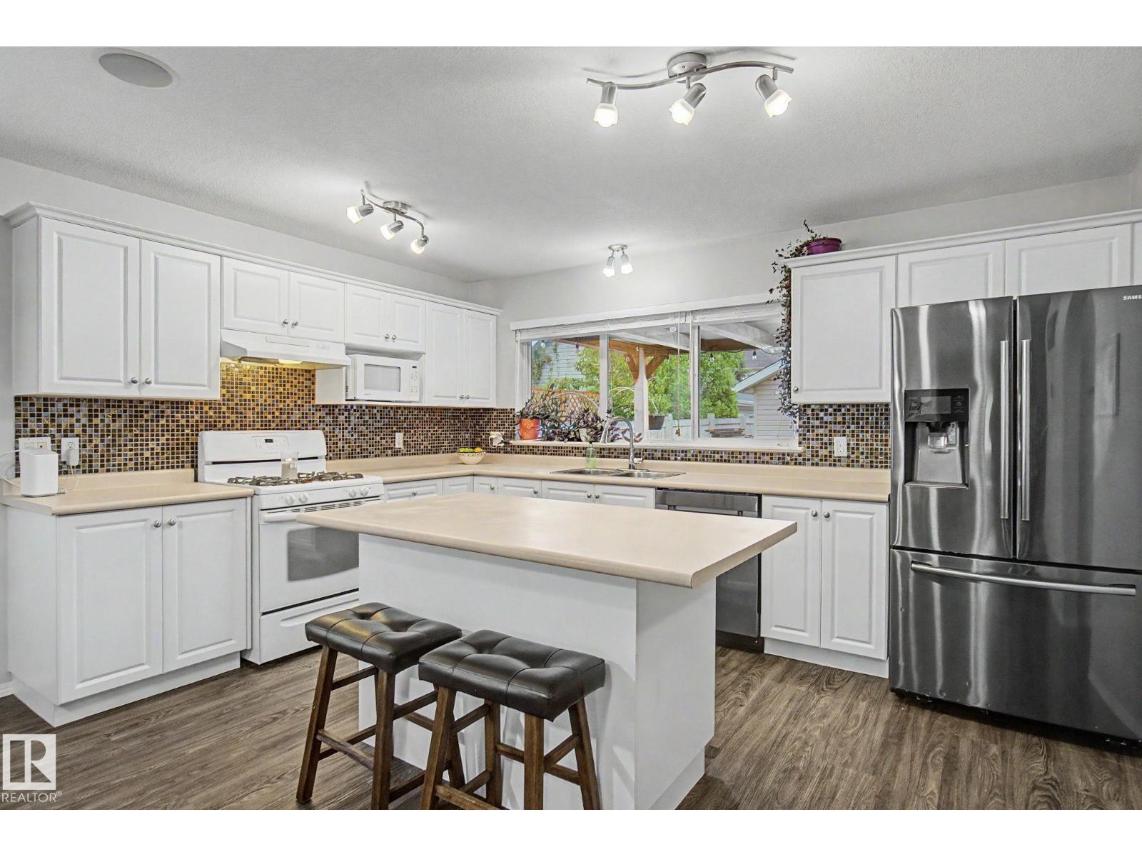 4137 TOMPKINS WY NW — photo 9