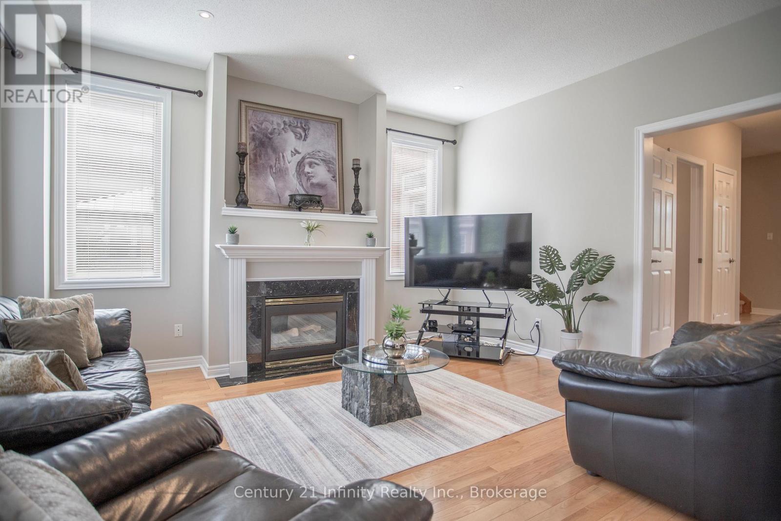 1000 RIVERVIEW CRESCENT - 17