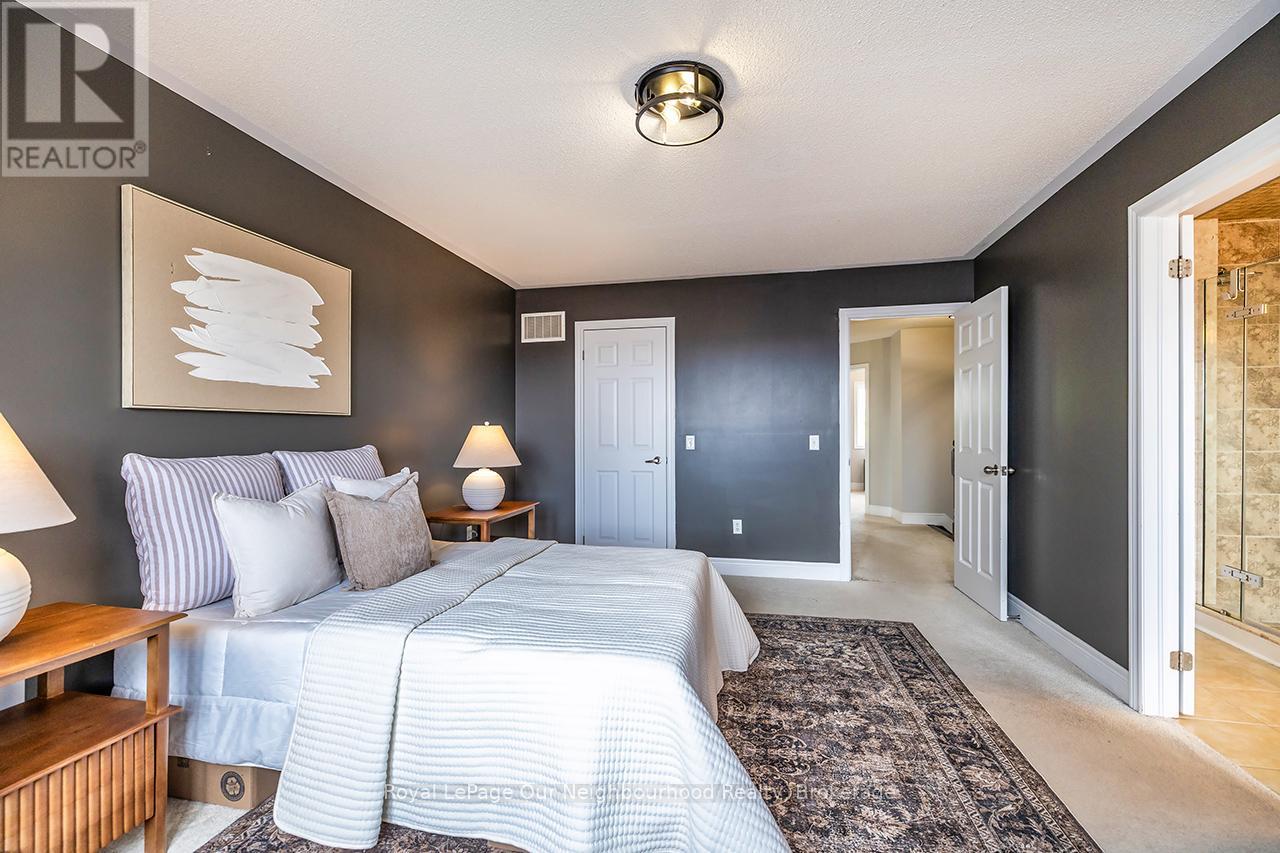 53 KERSEY CRESCENT - 18