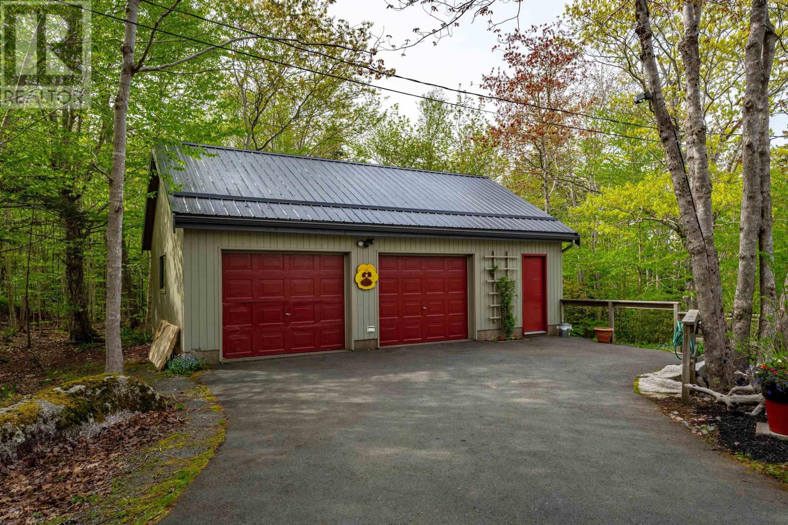 183 Lakewood Drive - 8