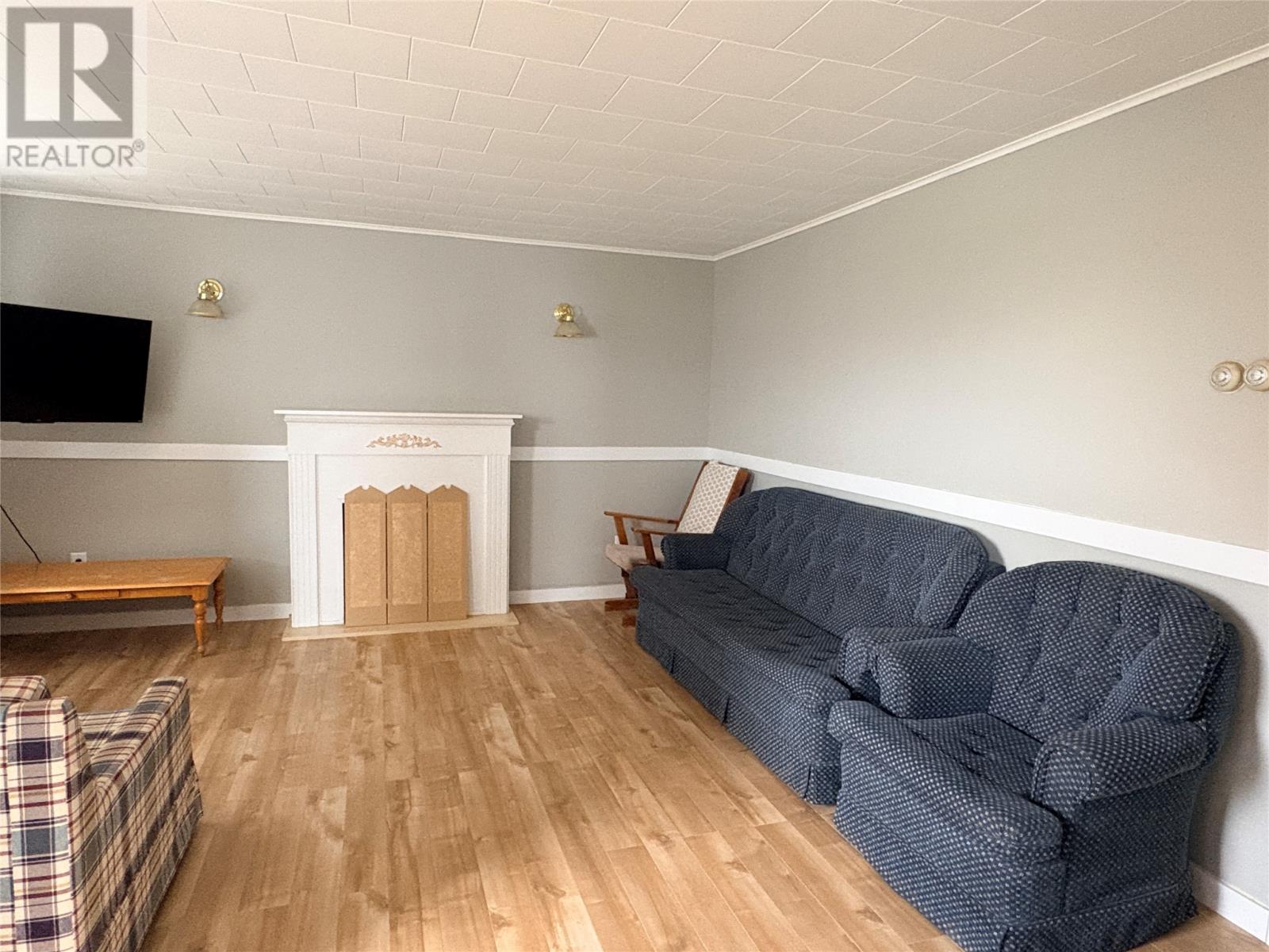 259 Main Road - 12