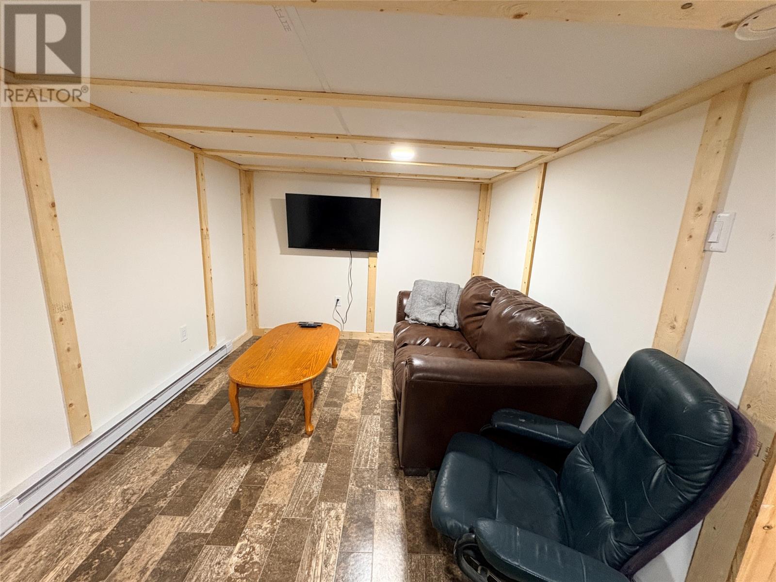 259 Main Road - 37