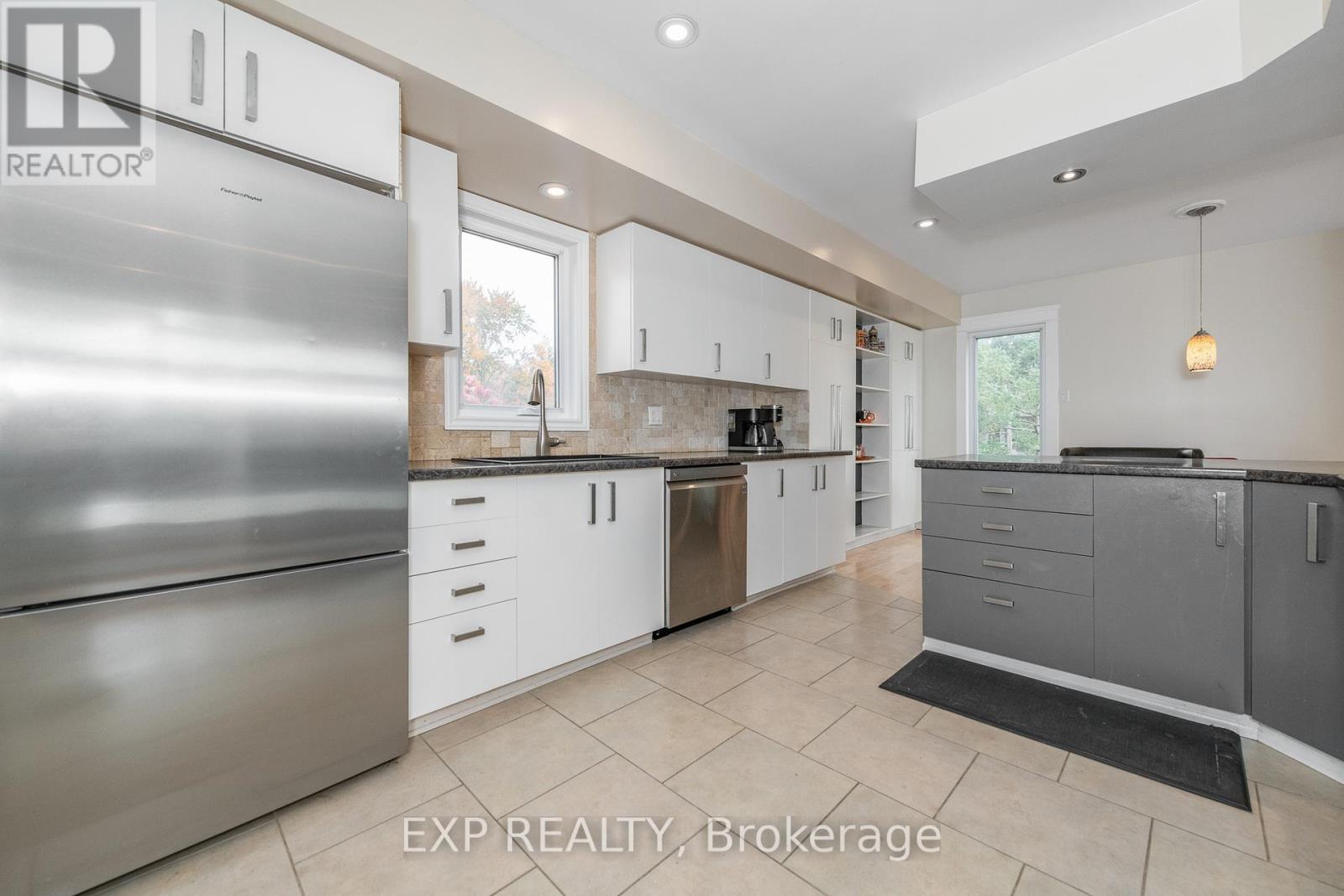 3 Bed, 4 Bath House for Rent in Ottawa – 1238 BARNWELL CRESCENT, Ottawa – MLS# X13246364 - Image 13