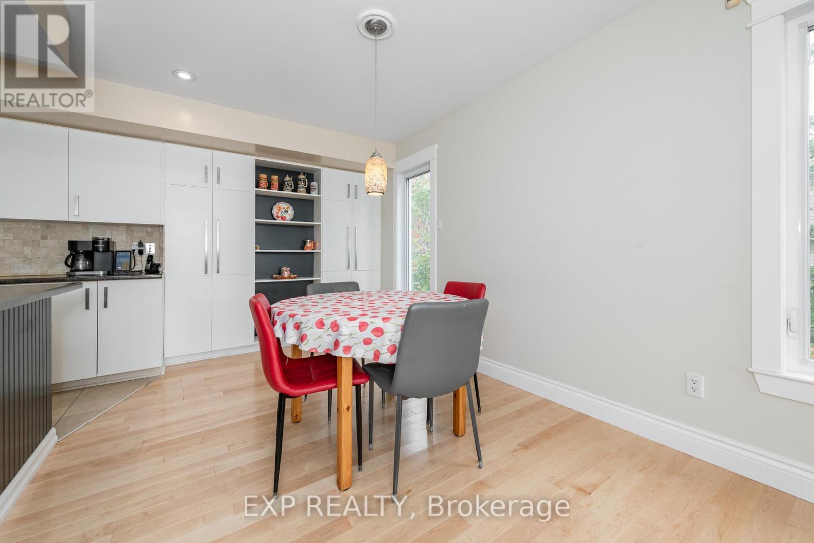 3 Bed, 4 Bath House for Rent in Ottawa – 1238 BARNWELL CRESCENT, Ottawa – MLS# X13246364 - Image 15
