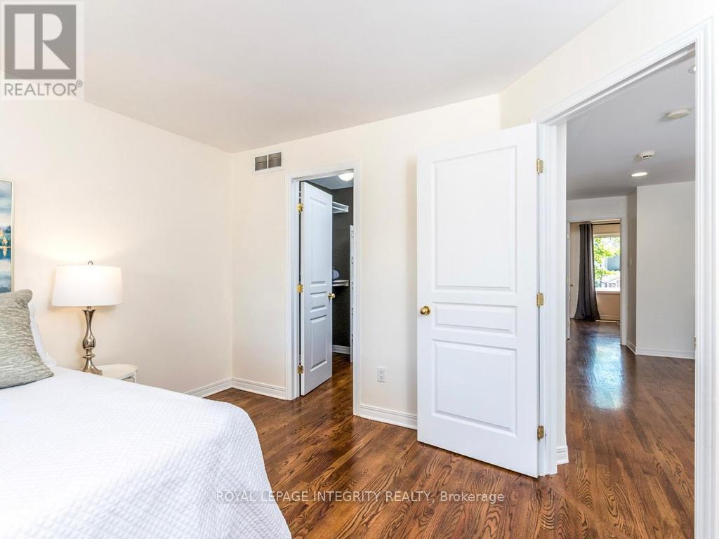176 PARKIN CIRCLE - 23