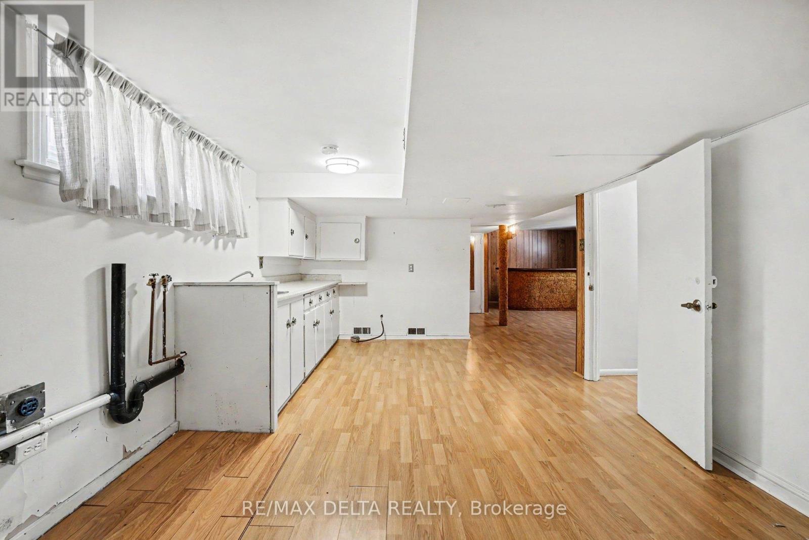 352 LACASSE AVENUE - 35