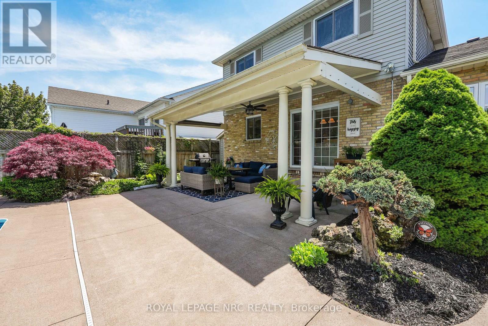 4 BOLGER DRIVE - 38