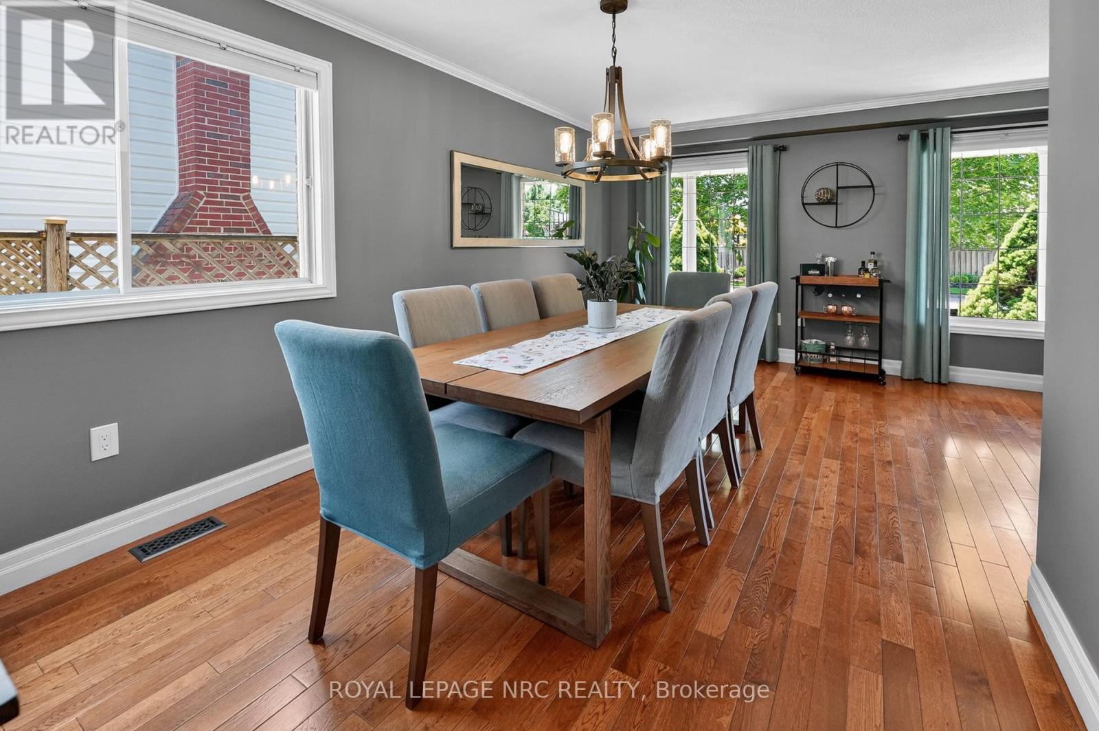 4 BOLGER DRIVE - 6