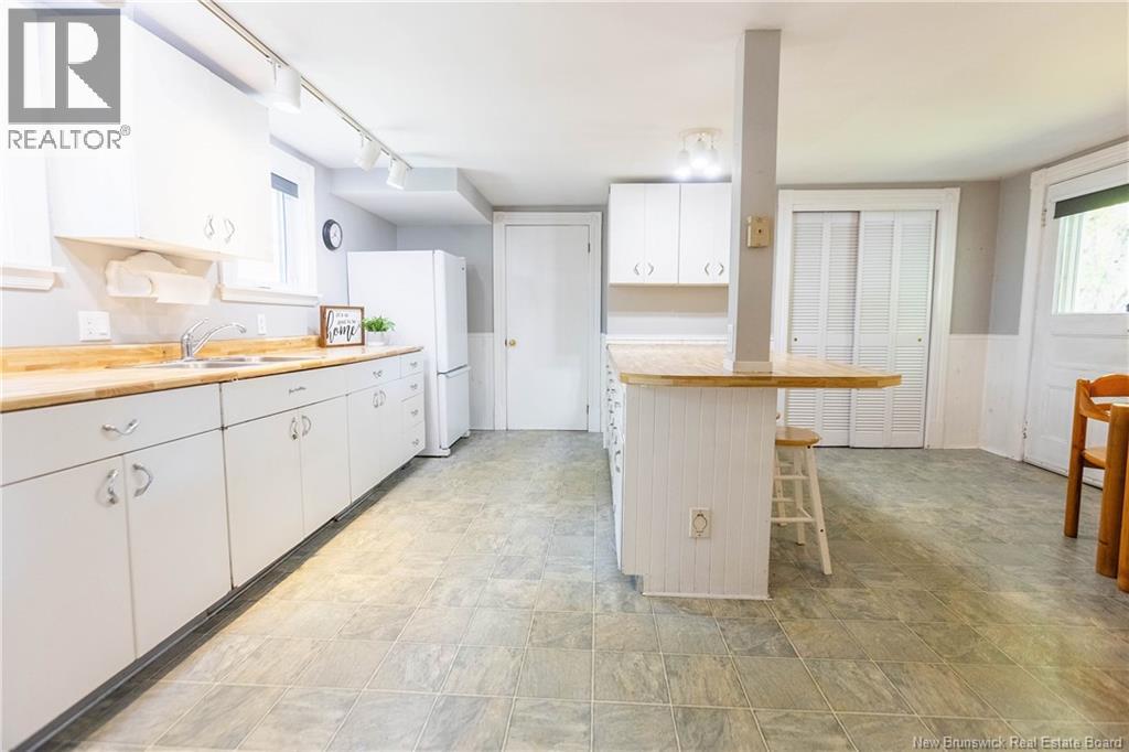 123 Salem Street - 17