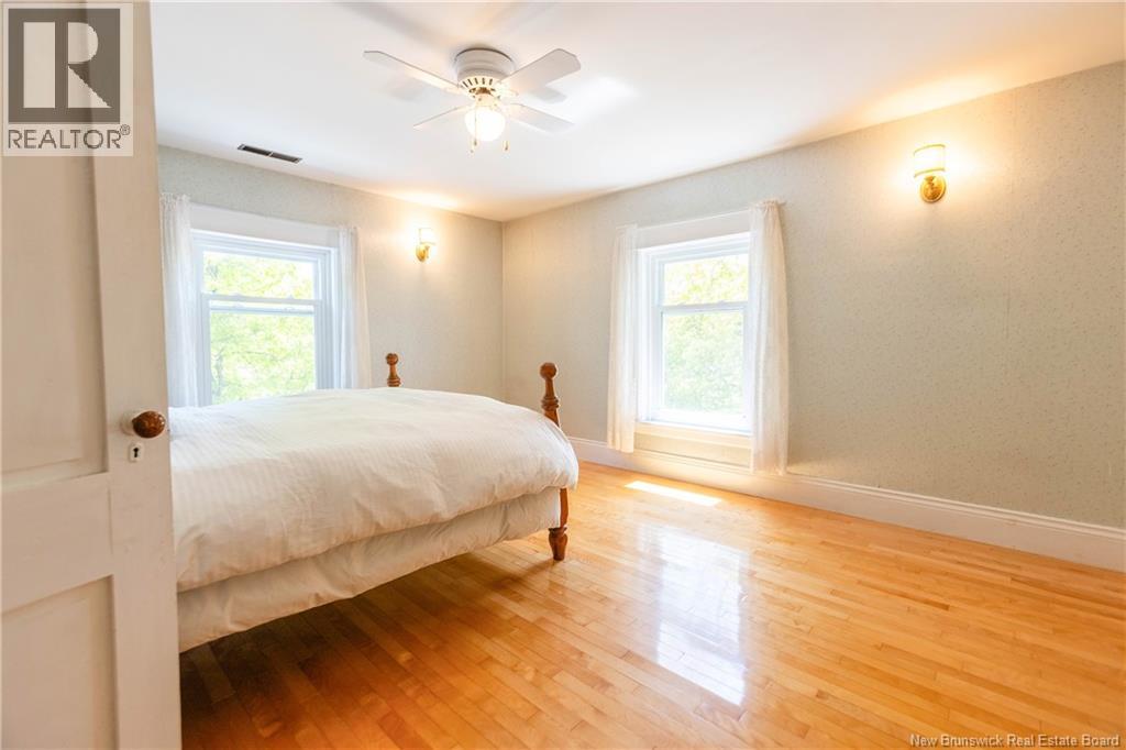 123 Salem Street - 24