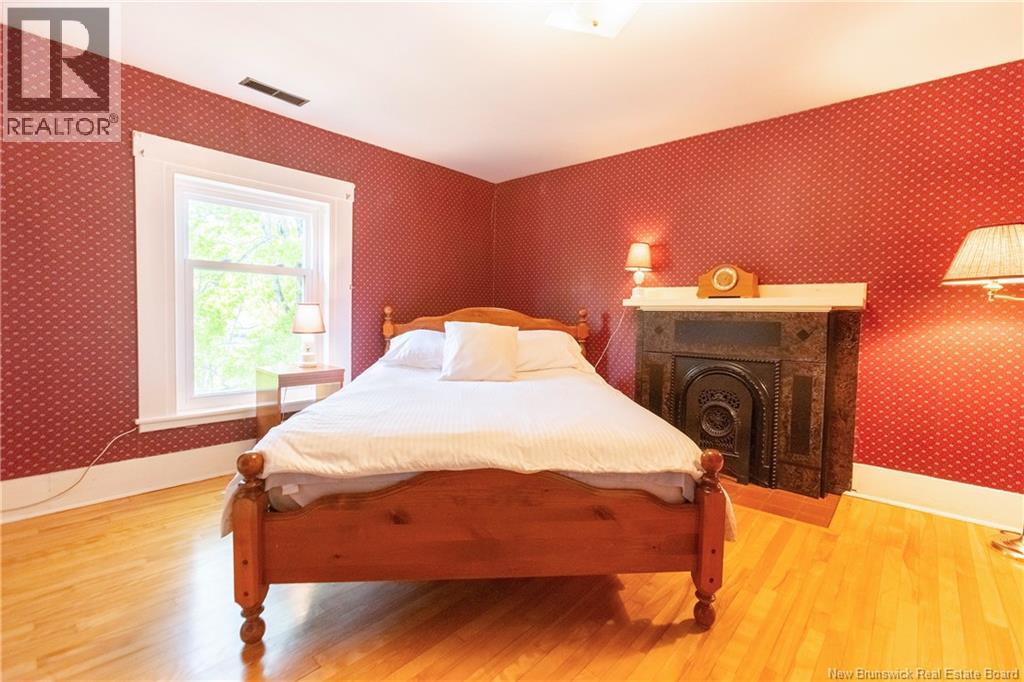 123 Salem Street - 26