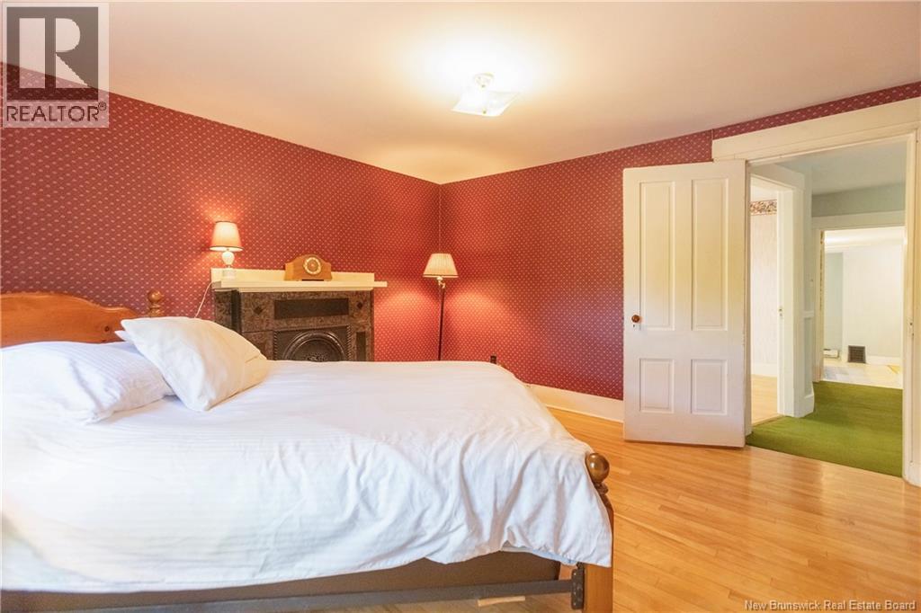 123 Salem Street - 28