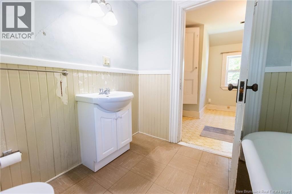 123 Salem Street - 41