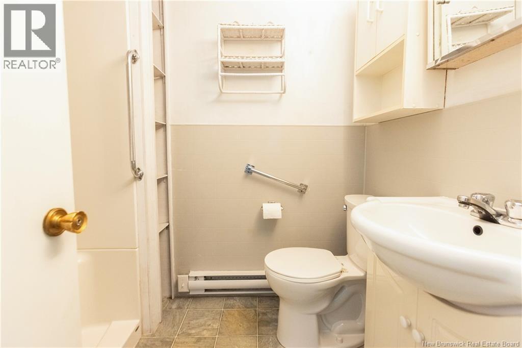 123 Salem Street - 43