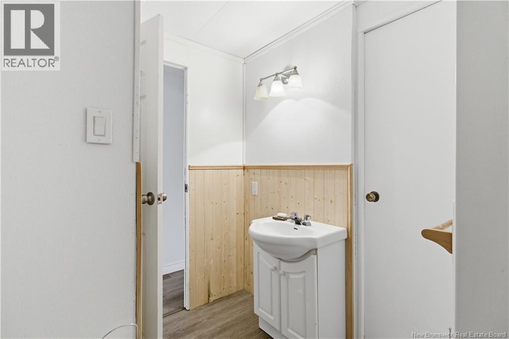 209 Moore Street - Image 13
